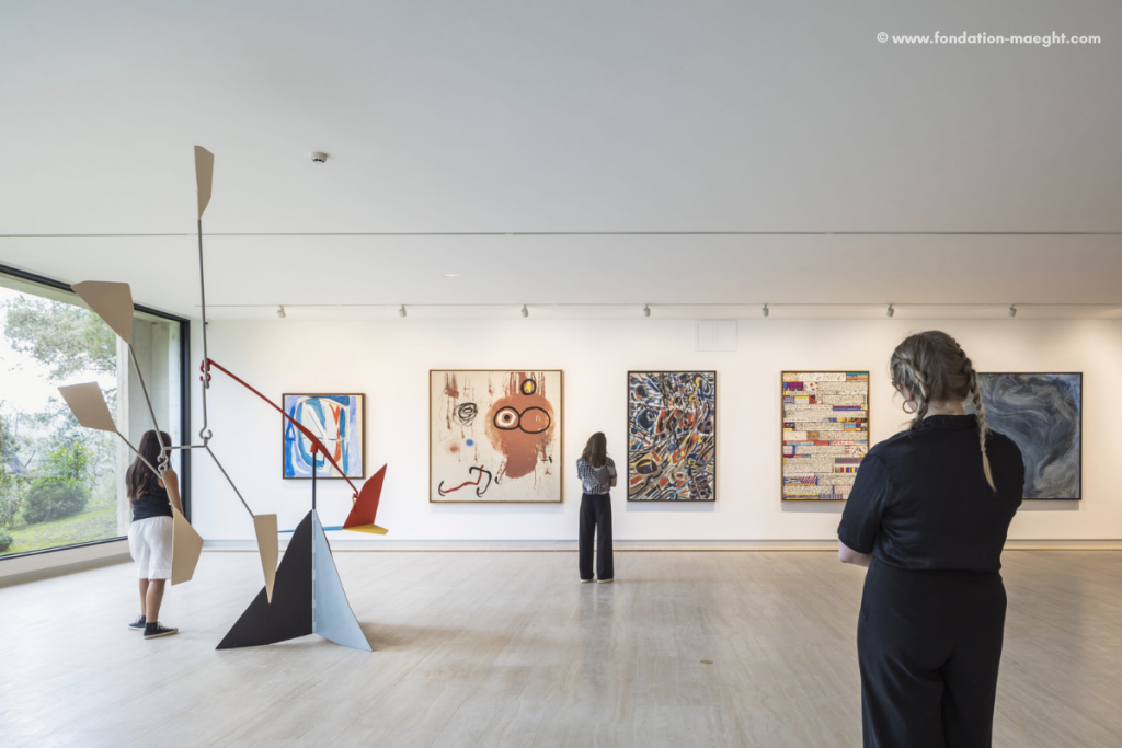 ALT : Fondation Maeght à Saint-Paul-de-Vence sur la Côte d’Azur